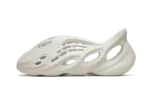 FOAM WHITE